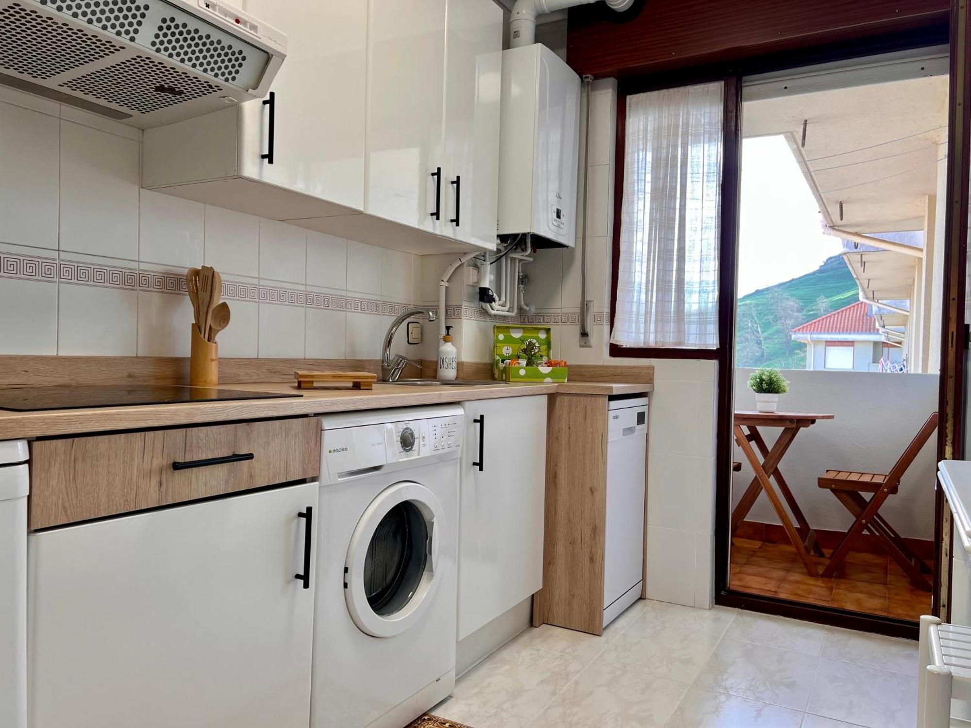 Apartamento Dama Суансес Екстериор снимка