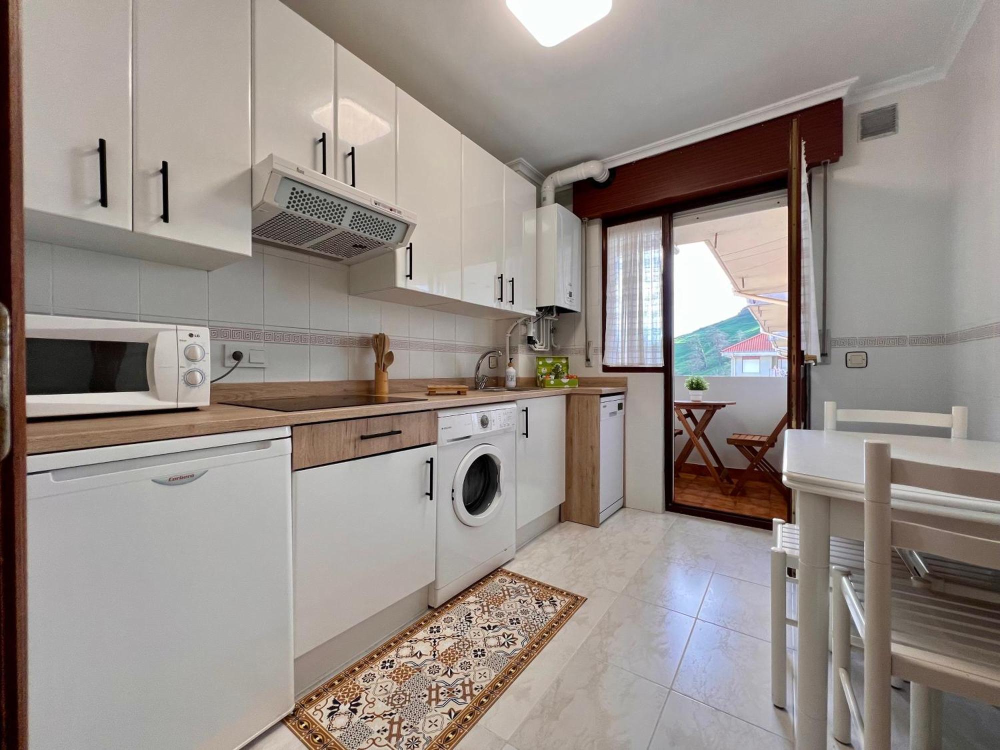 Apartamento Dama Суансес Екстериор снимка